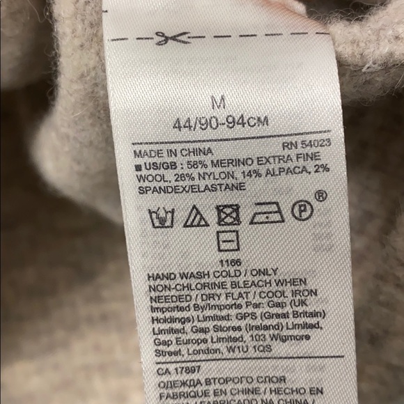 Banana Republic cream/grey Sweater - Picture 6 of 6